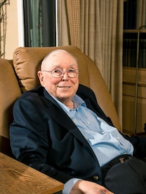 Who will succeed Charlie Munger at Berkshire Hathaway AGM on May 4