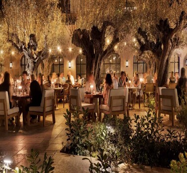 8 elite wedding venues in Dubai that are attracting wealthy Indians