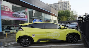 EU to impose 25% tariffs on Chinese EVs, Beijing threatens retaliation